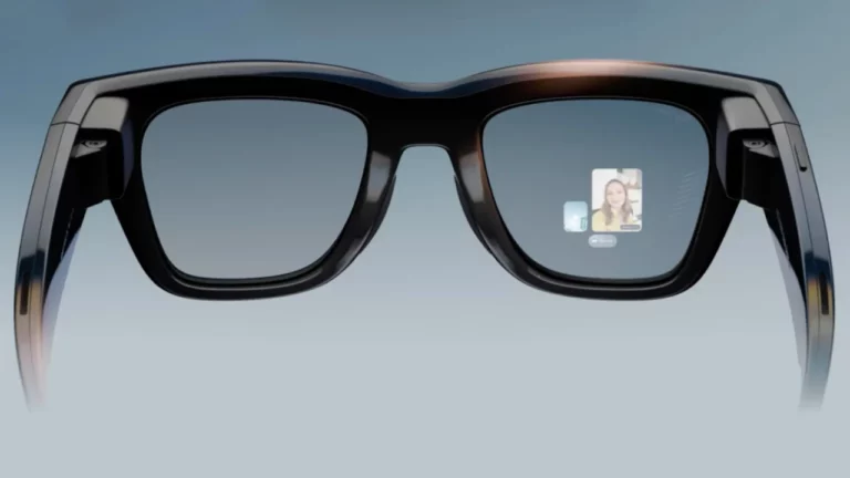 Meta ekranlı akıllı gözlüğünü tanıttı