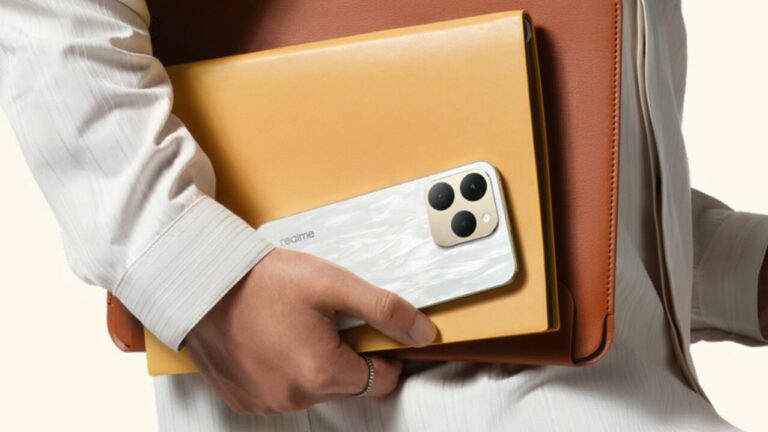 Dev bataryalı Realme 15T 5G duyuruldu