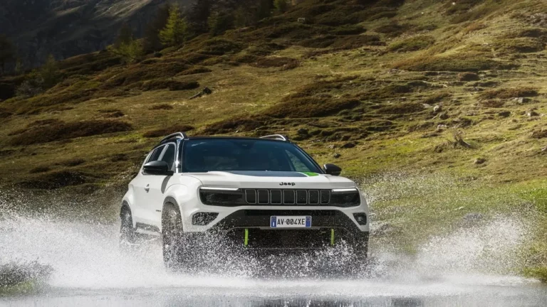 Yeni Jeep Avenger 4xe Türkiye’de: İşte özellikleri