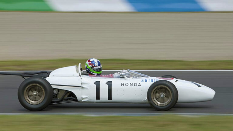 Honda eski şampiyon RA272’yi Meksika GP’de yarıştırıyor!