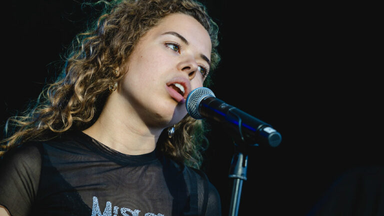 iPhone 17 etkinliğindeki Türk kim?