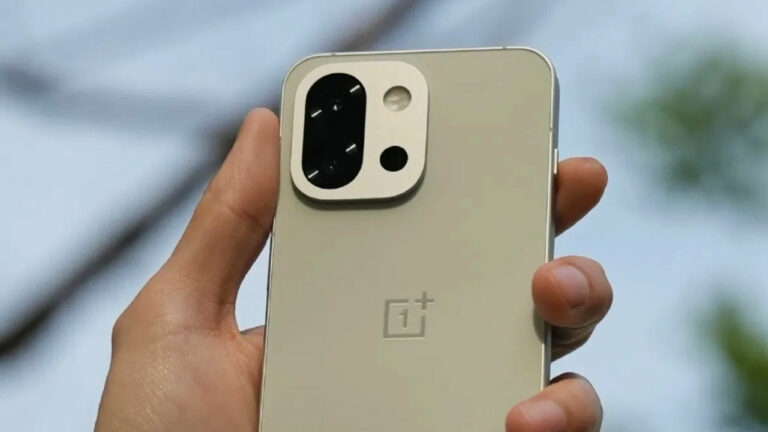 OnePlus 15 Snapdragon 8 Elite Gen 5 ile gelecek!