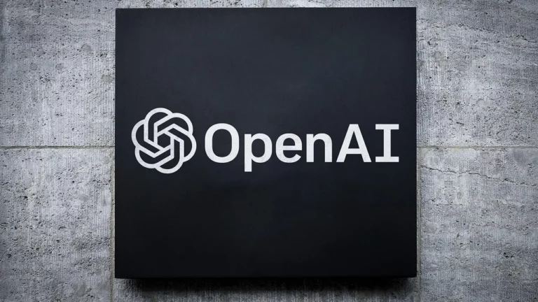 OpenAI model değişikliği yüzünden tepki çekti