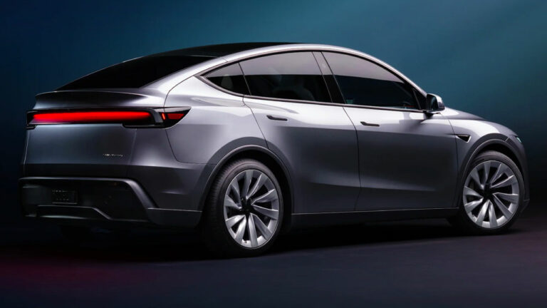 Uygun fiyatlı Tesla yolda ama eksik özelliklerle geliyor!