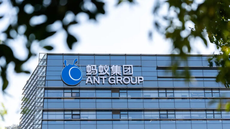 Ant Group Ling-1T modelini duyurdu