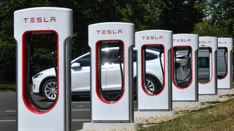 Tesla Supercharger istasyonları sayısı hızla artıyor