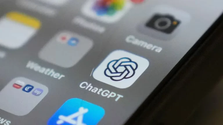 Kullanıcılar ChatGPT ile intiharı konuşuyor!