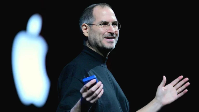 Steve Jobs madeni parayla ölümsüzleşiyor