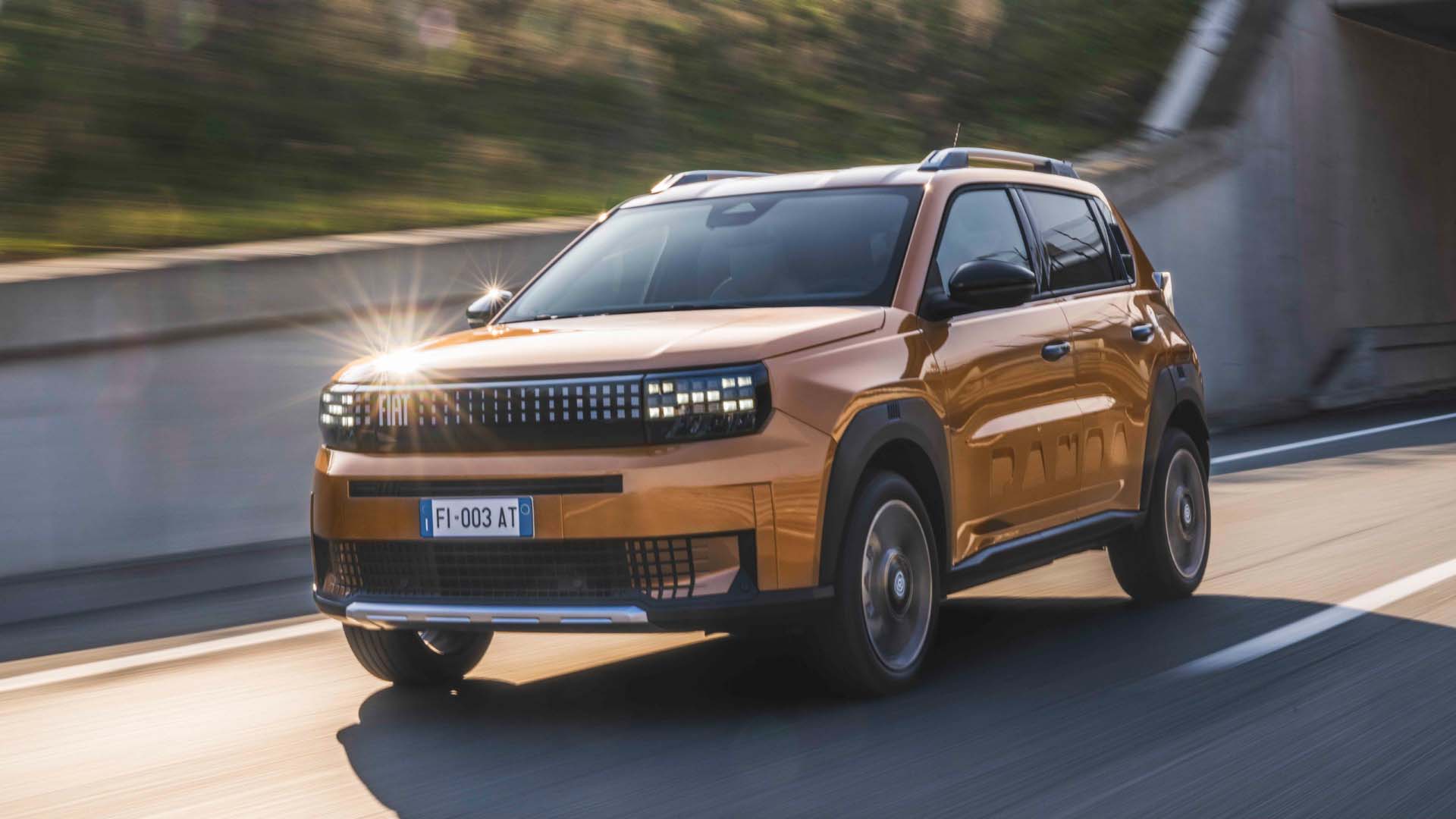 Hibrit Fiat Grande Panda Arka Tasarım