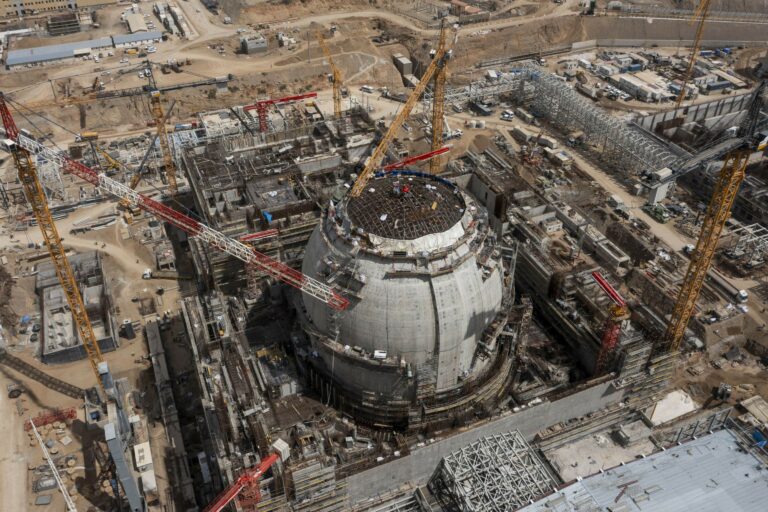 Çernobil koruma kalkanı hasar aldı: Radyasyon riski var mı?