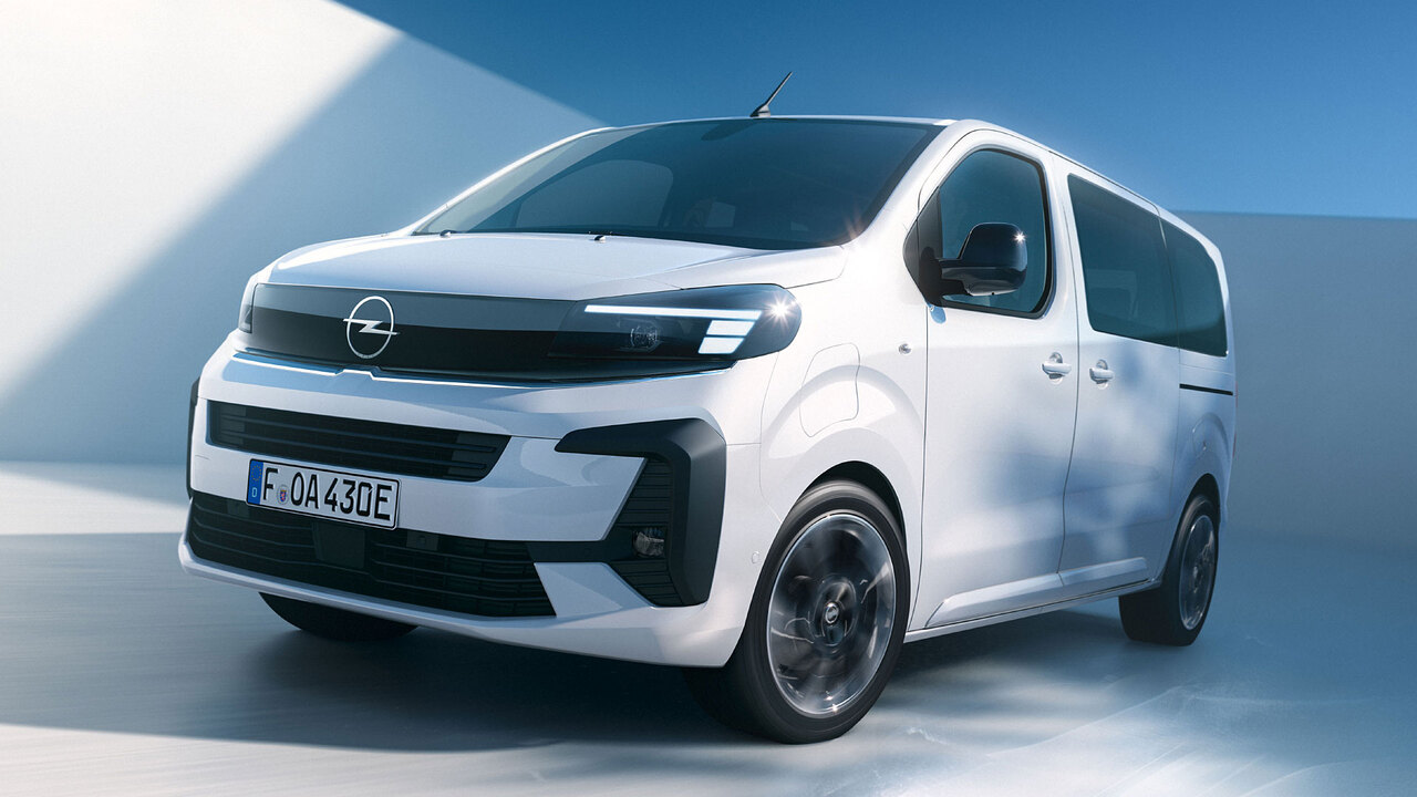 Yeni Opel Zafira ve Vivaro satışa çıktı