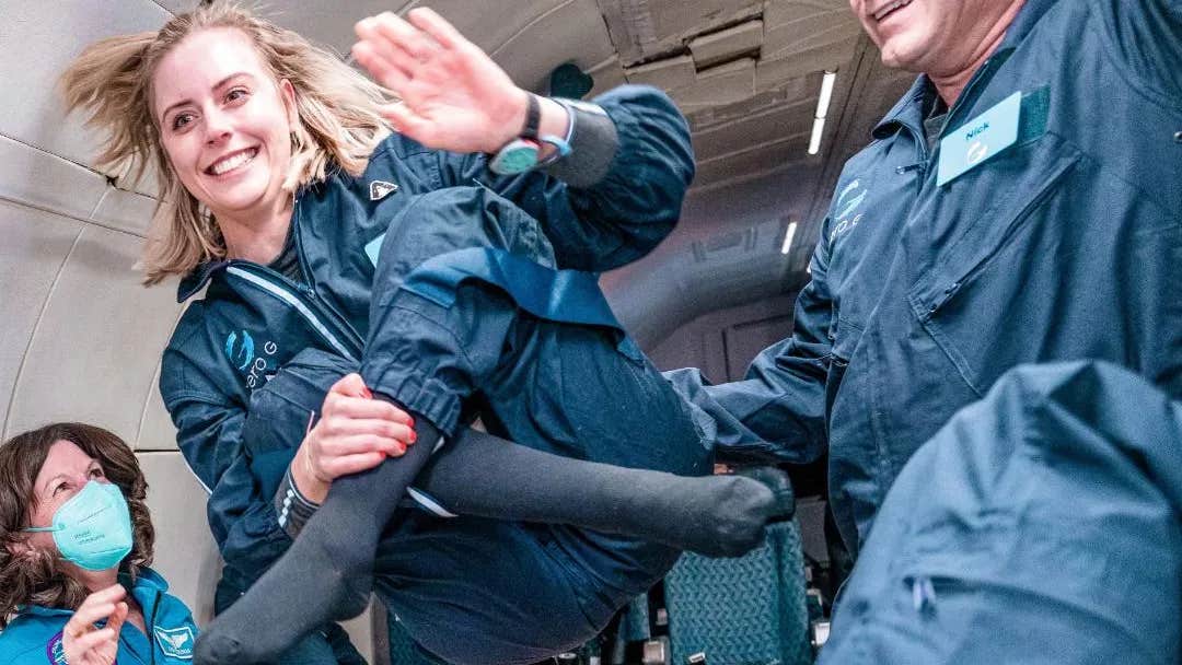 Blue Origin, Michaela Benthaus, uzay, NS-37, tekerlekli sandalye