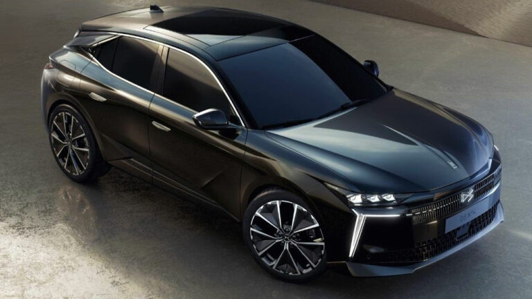 DS Automobiles’dan Formula Esintili DS PERFORMANCE Line!