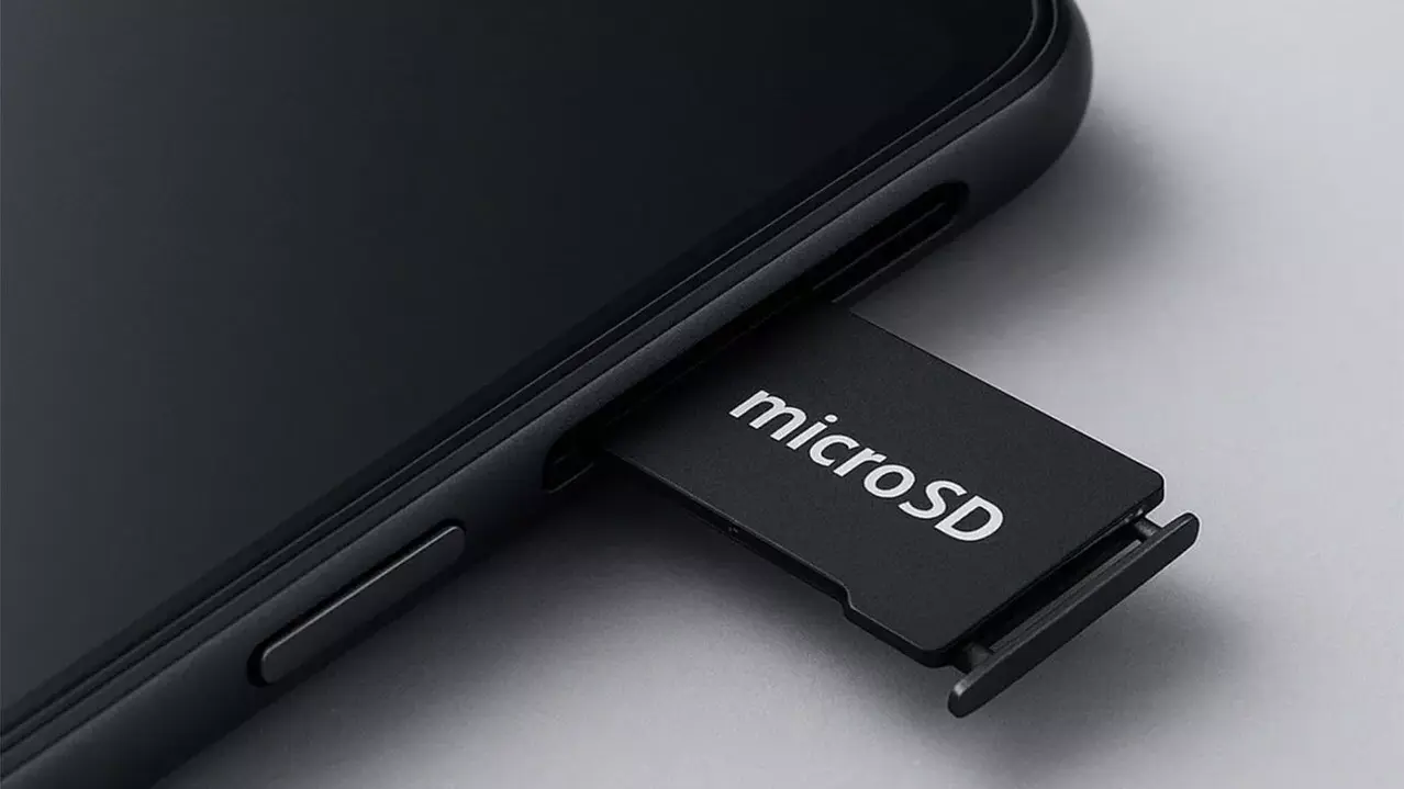microSD kartlar geri mi dönüyor?