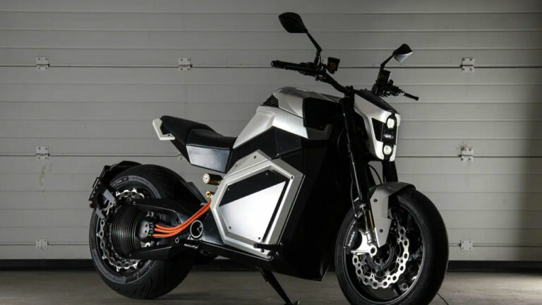 Tesla Asla Elektrikli Motosiklet Yapmayacak!