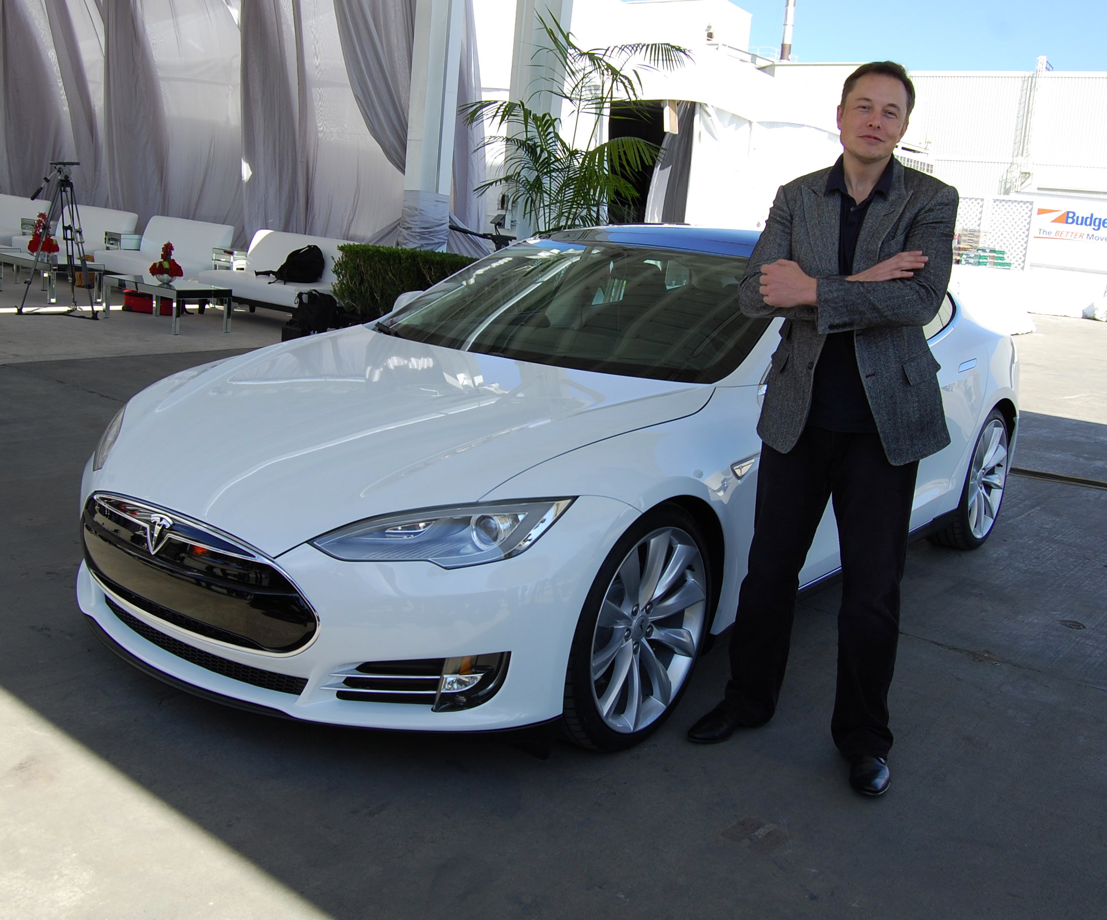 Tesla, elektrikli araç, satış, Cybertruck