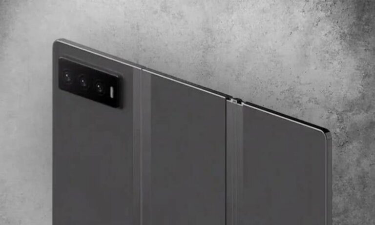 Xiaomi üçlü katlanabilir telefon geliştiriyor