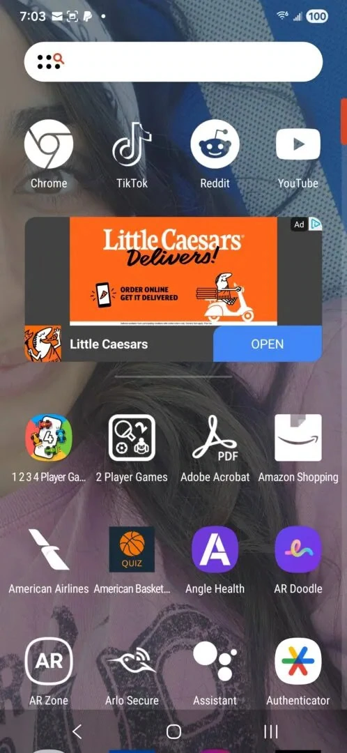 Nova Launcher uygulama çekmecesinde reklam