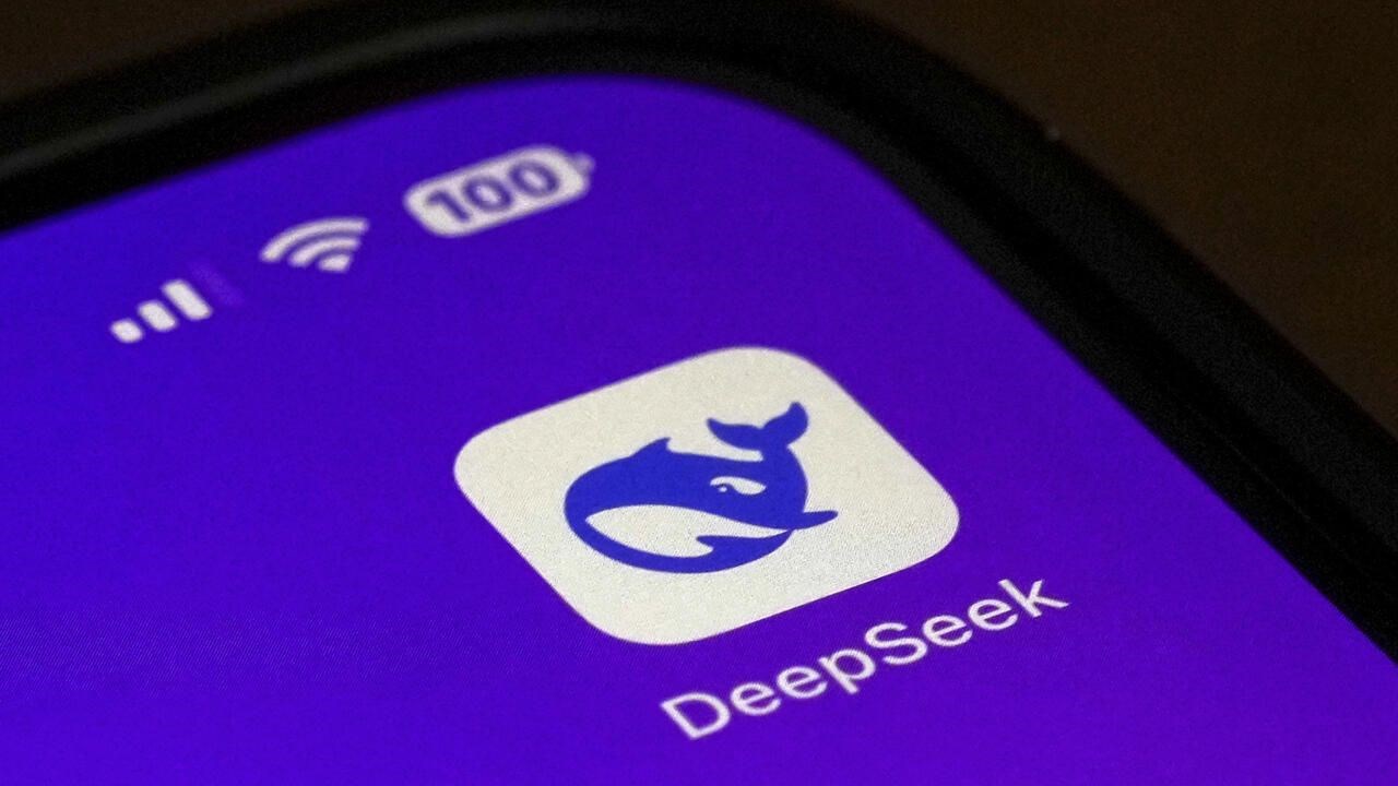 DeepSeek, yapay zeka, derin öğrenme, eğitim, mHC