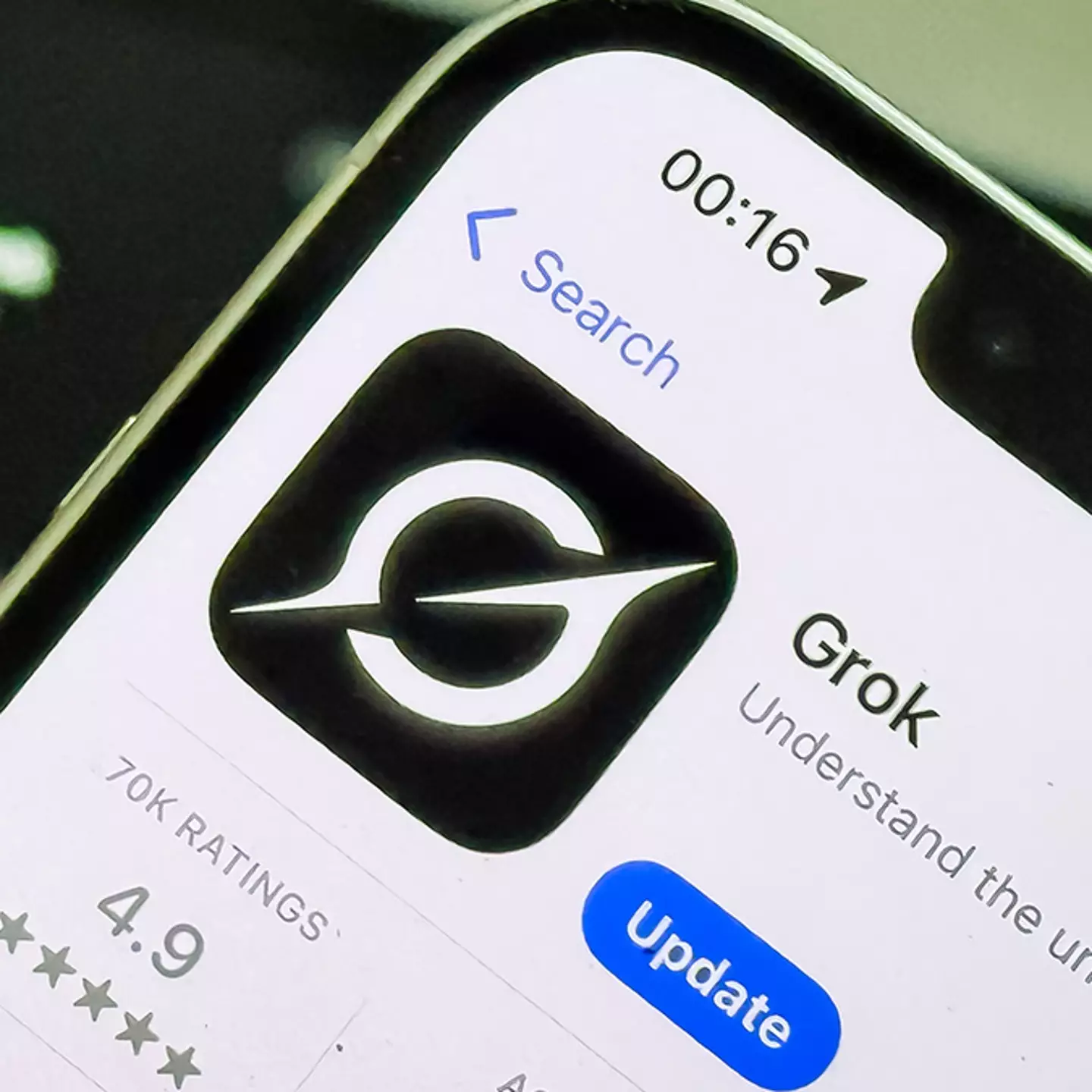 Grok AI, X platformu, deepfake, yapay zeka güvenliği, Elon Musk, xAI, sosyal medya düzenlemeleri, internet güvenliği