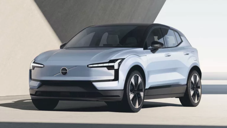 Elektrikli Otomobil Kabusu: Volvo EX30 Patlayabilir! Geri Çağırma Başladı!