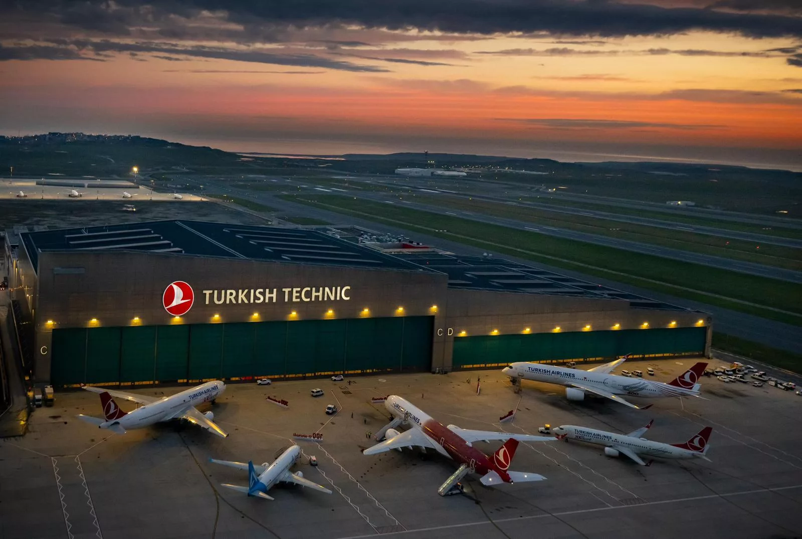 Türk Hava Yolları 500. Uçağını Tanıttı