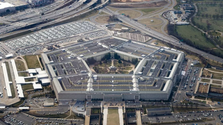 Claude Amerikan Ordusunu Karşısına Aldı!