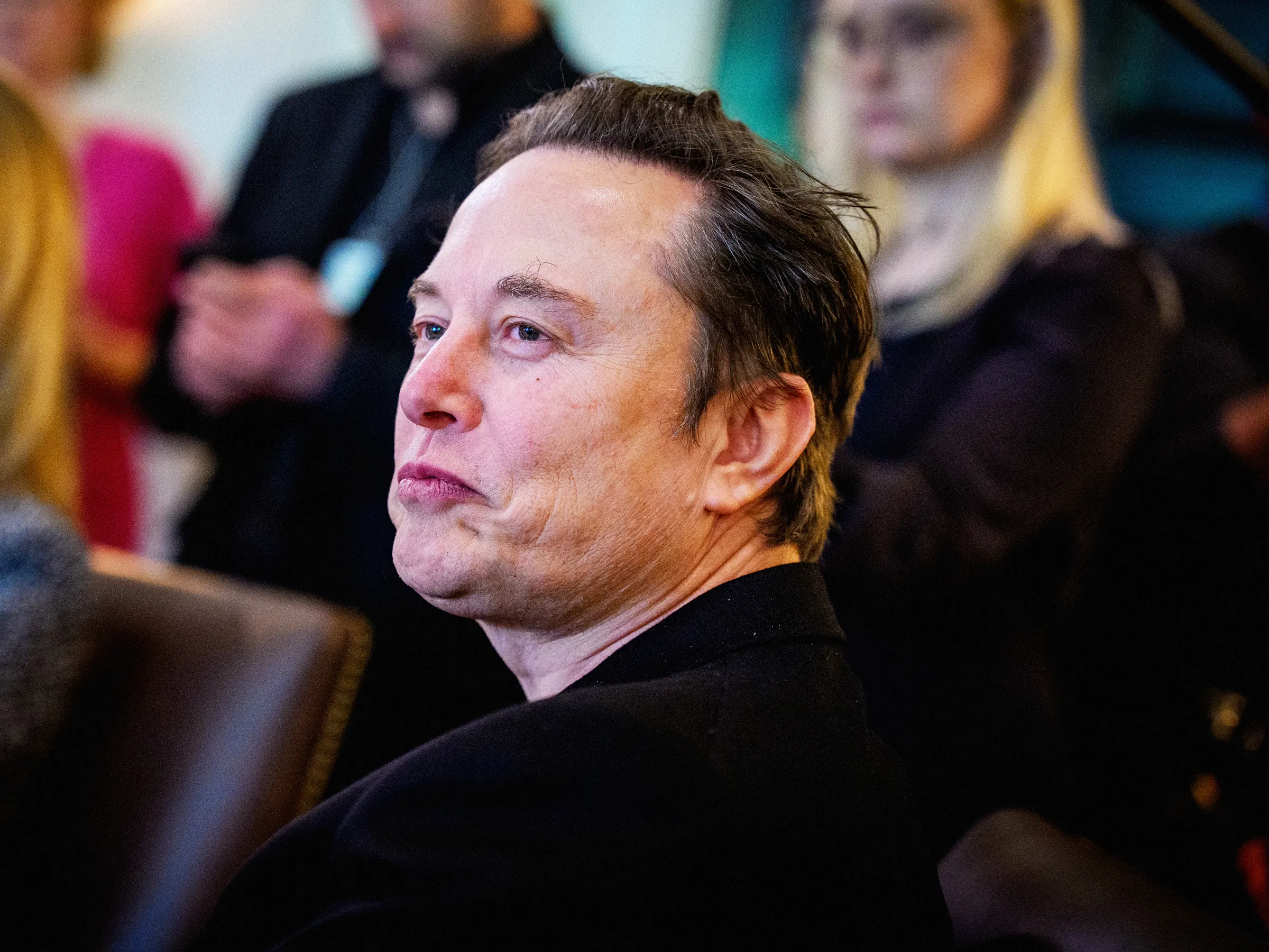 Elon Musk, Anthropic, Claude, yapay zeka, xAI, yapay zeka önyargısı, SpaceX