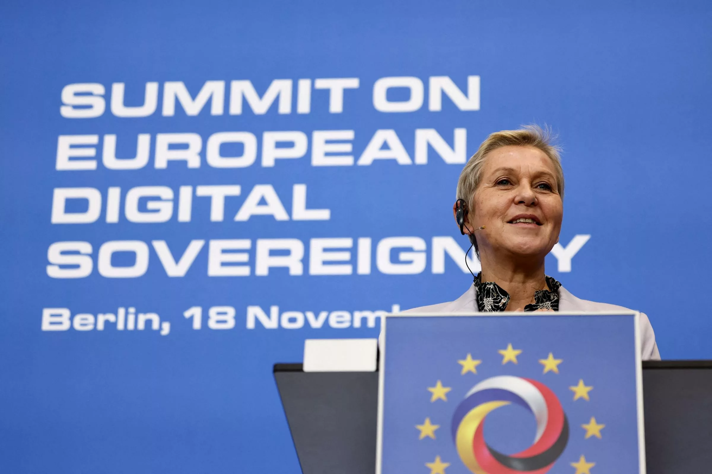 Fransa, sosyal medya yasağı, VPN kısıtlaması, Anne Le Hénanff, yaş doğrulama, dijital gizlilik, siber güvenlik