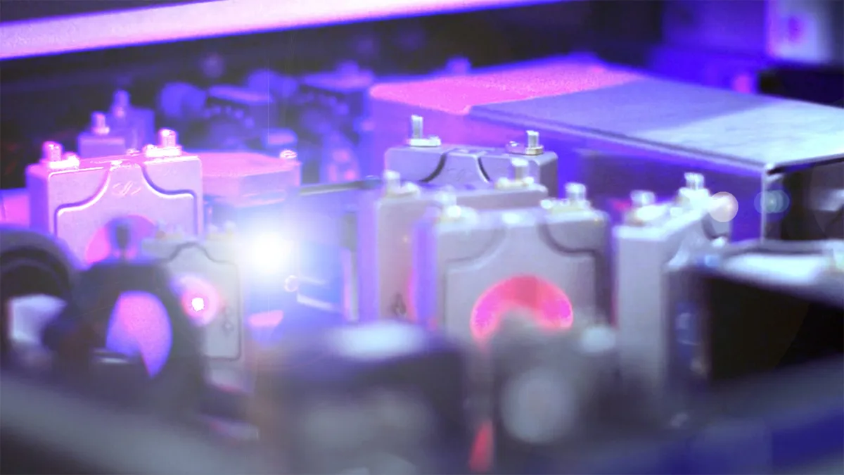 Kuantum ışınlama, Deutsche Telekom, Qunnect, fiber optik, kuantum internet, Carina donanımı, Mobil Dünya Kongresi