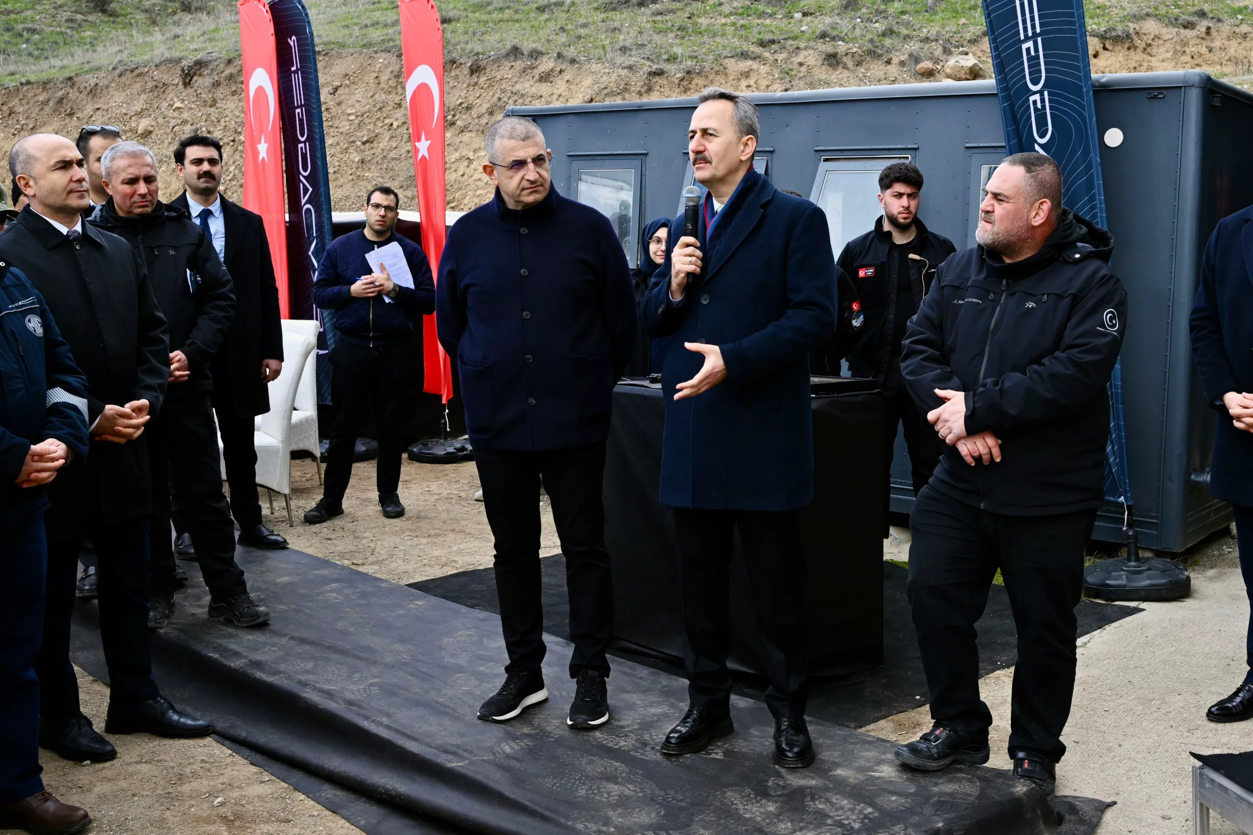 Savunma Sanayii Başkanı Sky Dagger Üretim Tesislerini Ziyaret Etti