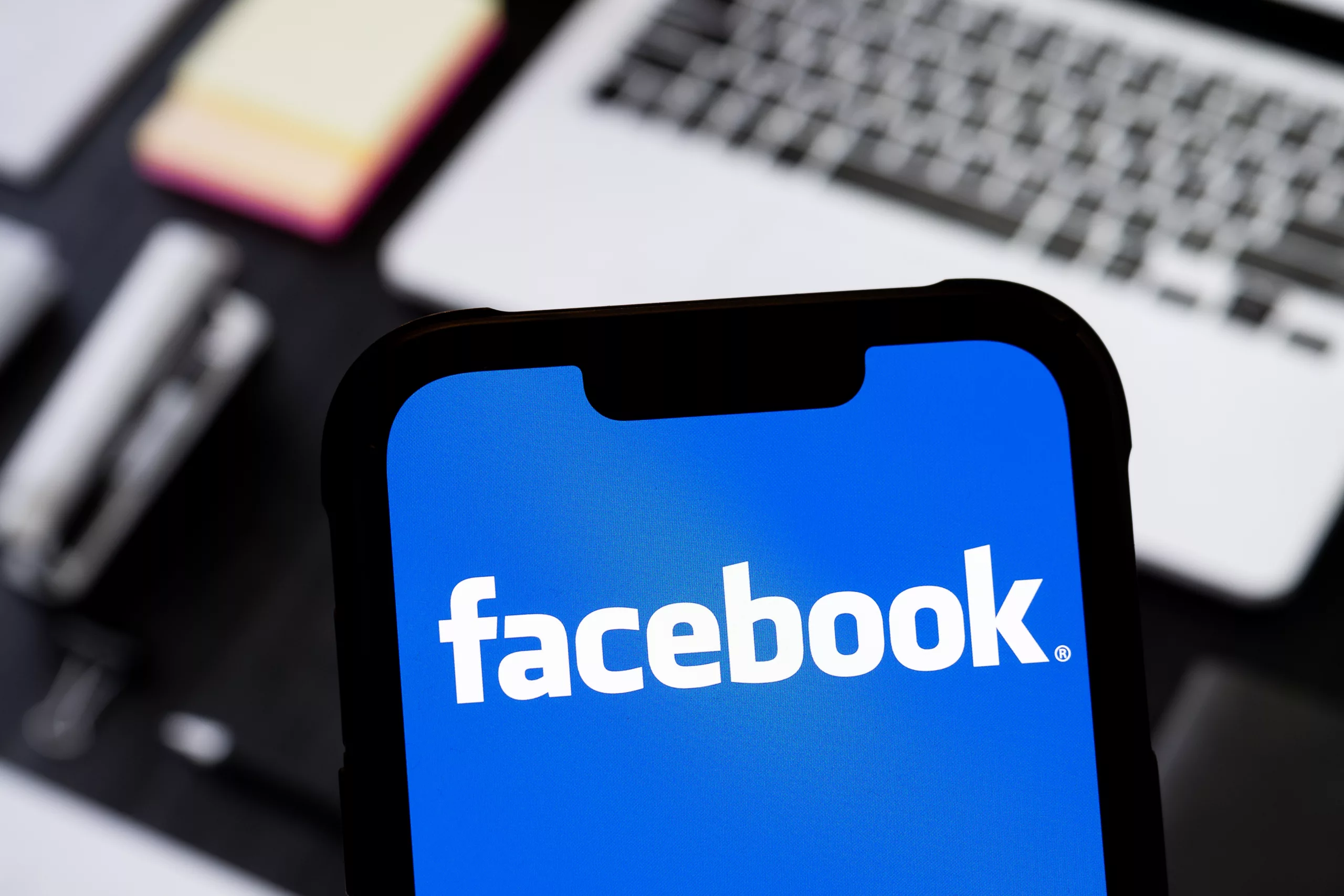 Facebook İçerik Üreticilerine Para Saçacak!