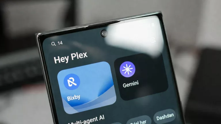 Samsung Galaxy S26, Perplexity yapay zeka, Hey Plex, sesli asistan, Şubat güncellemesi, Aravind Srinivas