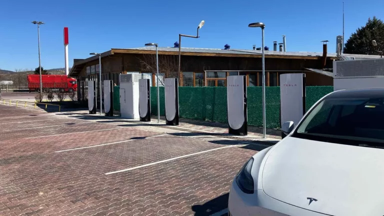 Tesla Supercharger Isparta İstasyonu Kullanıma Açıldı!