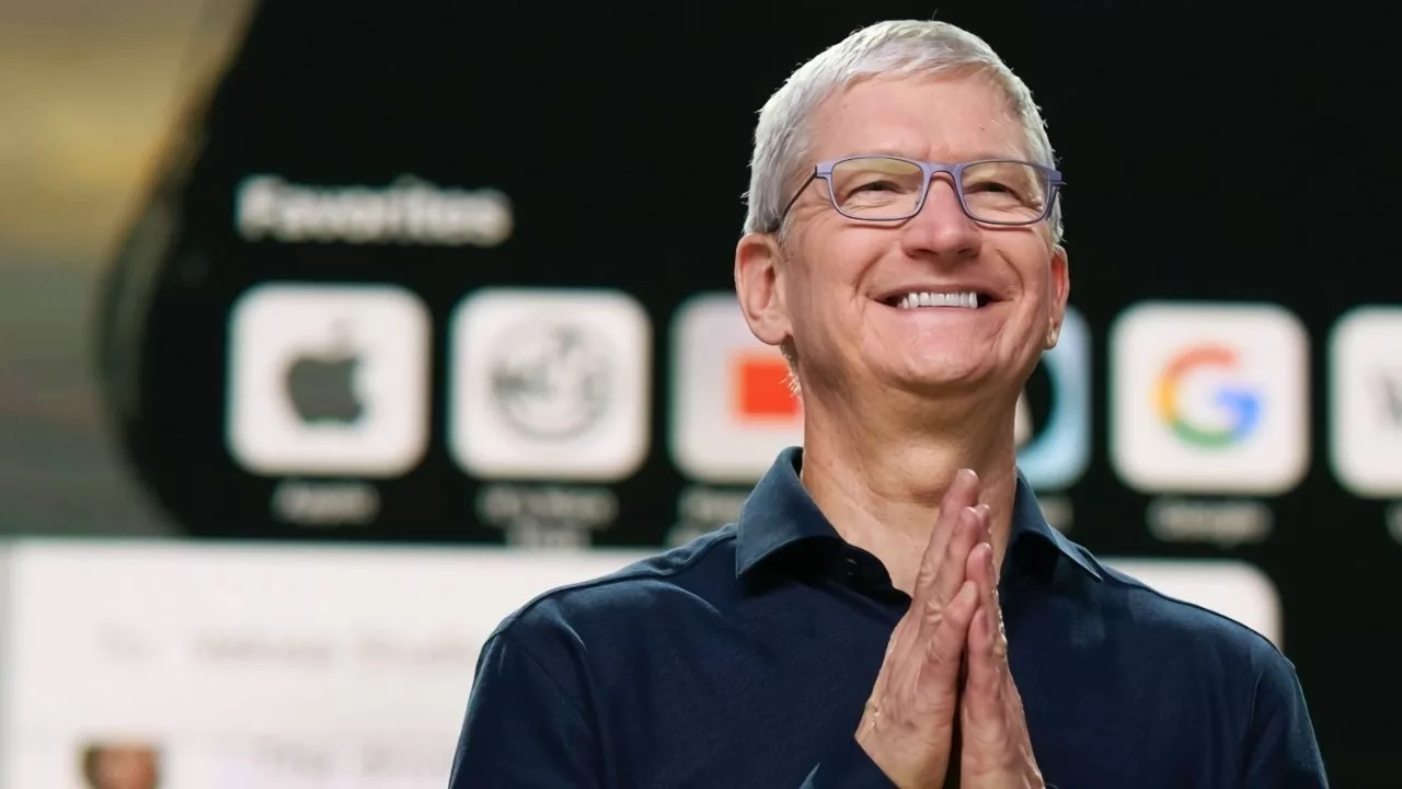 Tim Cook iPhone Geleceği Hakkında Açıklamaları
