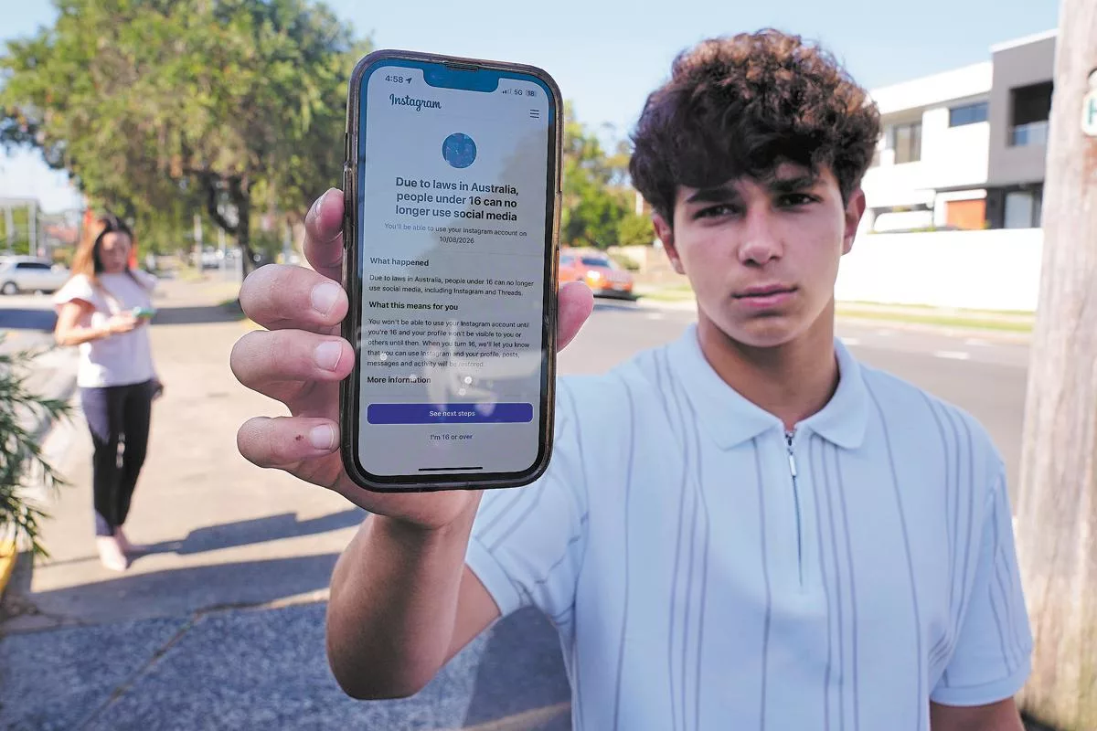 Sosyal medya doğrulaması, 12. Yargı Paketi, YouTuber denetimi, yapay zeka, Adalet Bakanlığı, Alo Adalet, SMS onayı