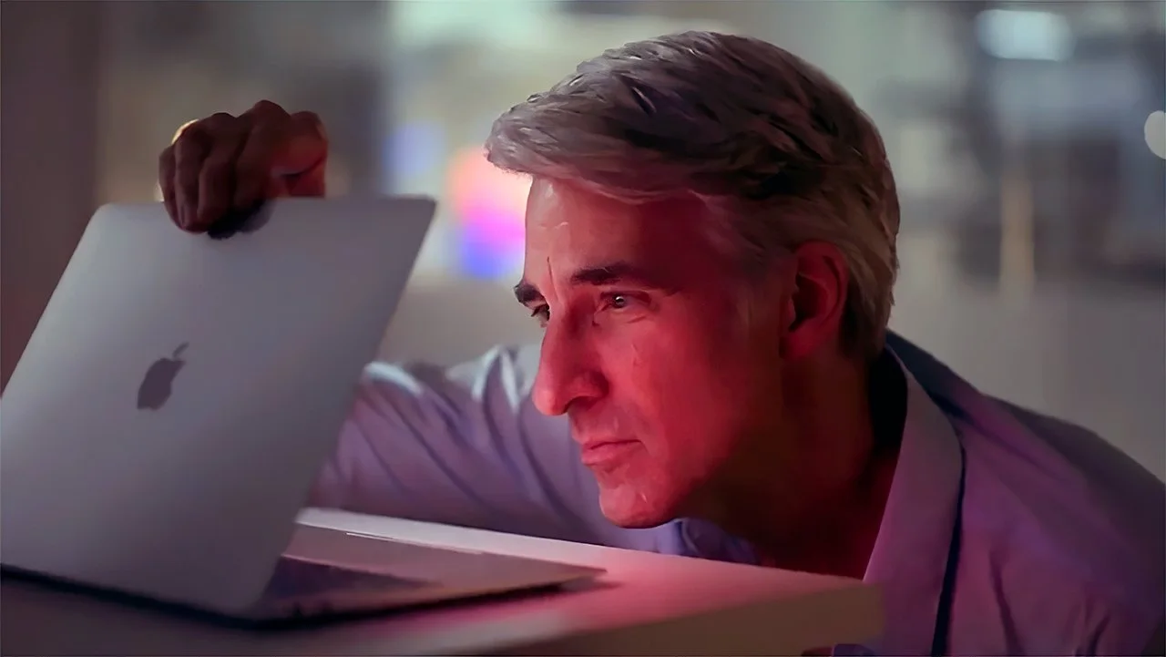 Apple, Siri, Mike Rockwell, John Ternus, Craig Federighi