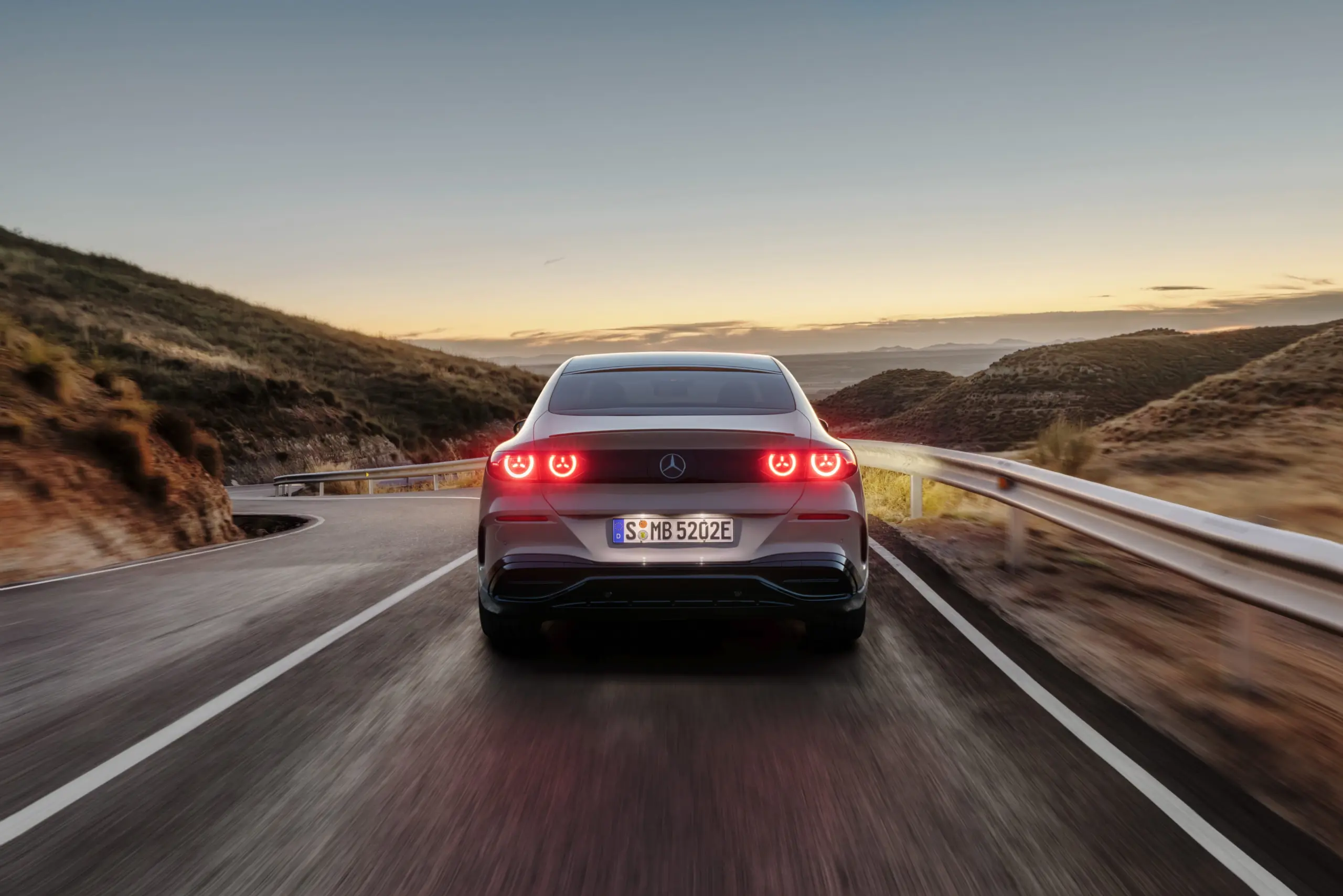 Mercedes-Benz, C serisi, elektrikli