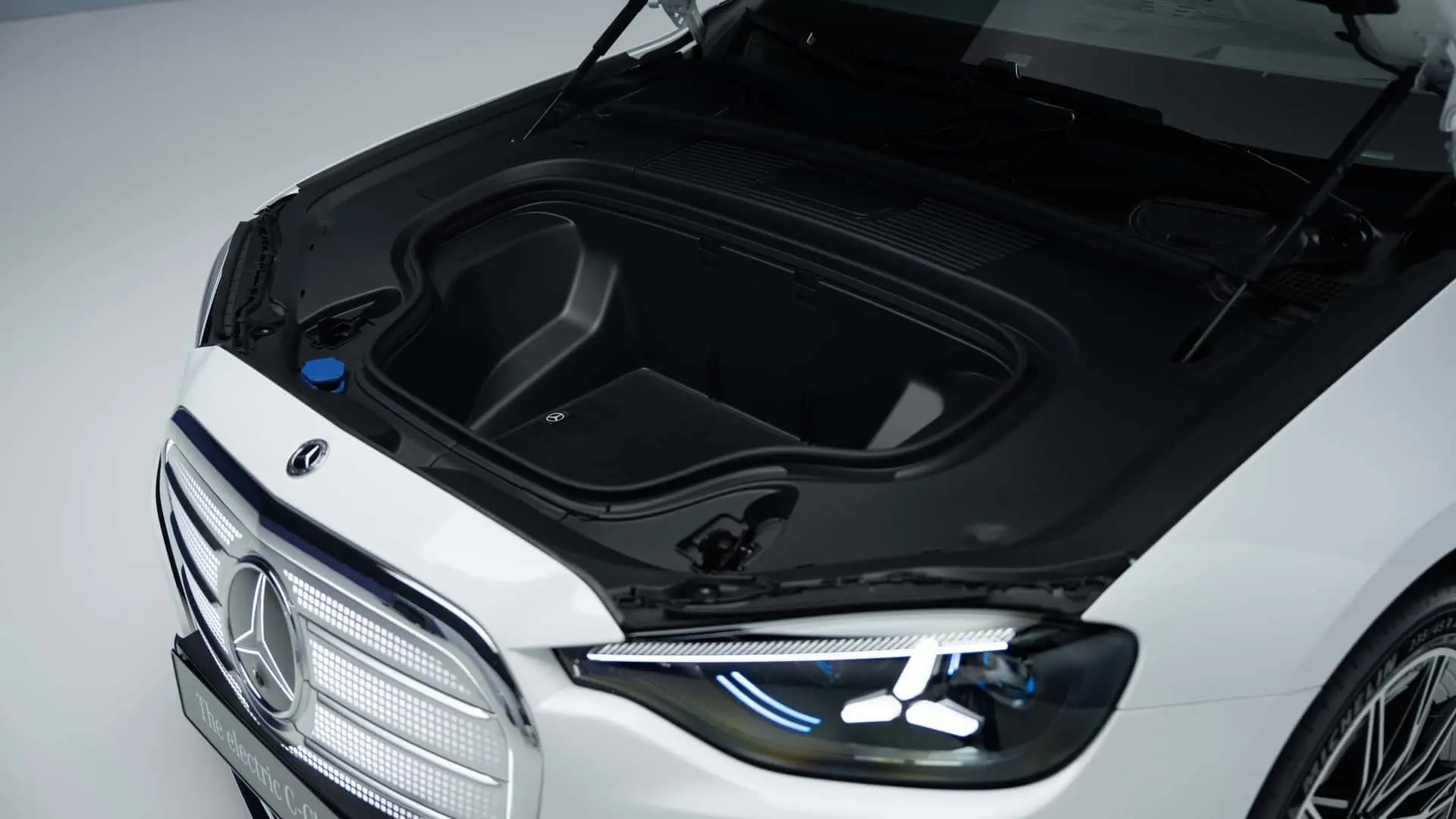 Mercedes-Benz, C serisi, elektrikli