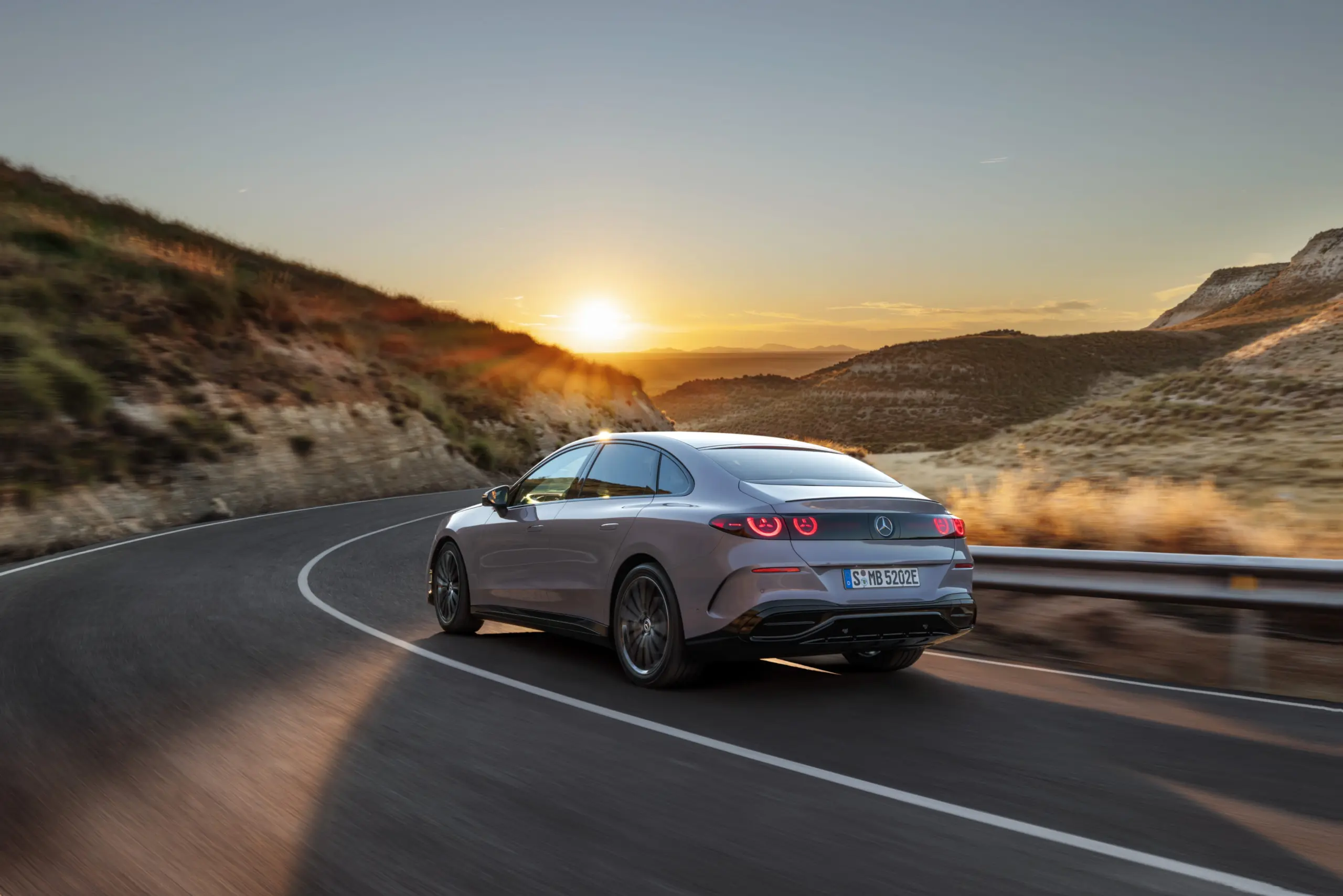 Mercedes-Benz, C serisi, elektrikli