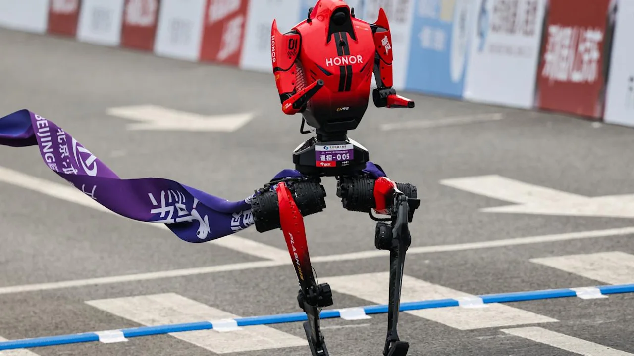 Honor, Lightning robot, Pekin robot maratonu, insansı robot, robot teknolojisi