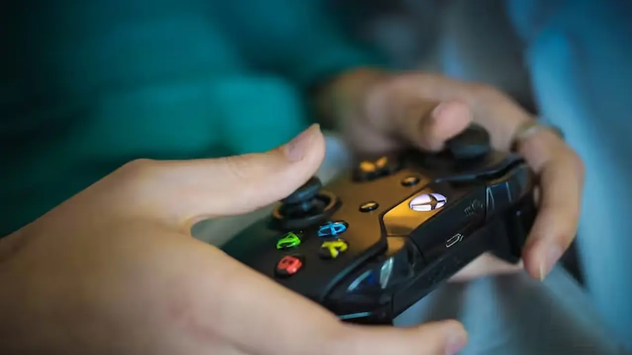 xbox free play days kapsaminda 2 oyun ucretsiz sunuluyor