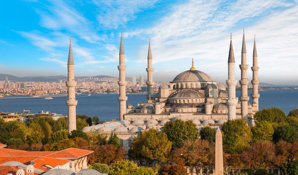 aws-local-zone-istanbulda-artik-aktif featured image