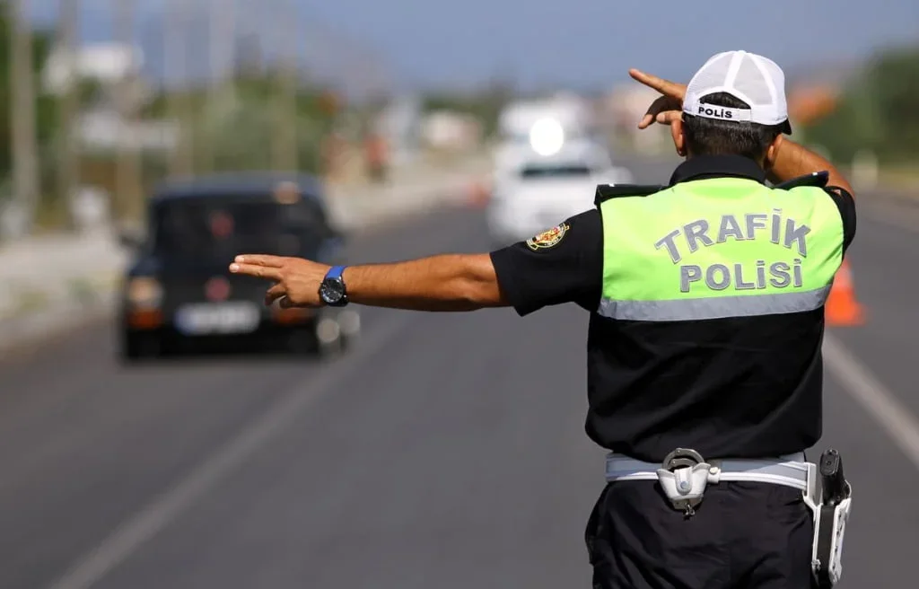 bakanliktan-trafik-yonetmeligi-aciklamasi-yeni-bir-duzenleme-yok featured image