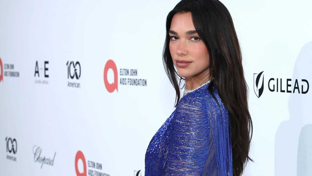 Dua Lipa, Samsung, dava, telif hakkı, televizyon