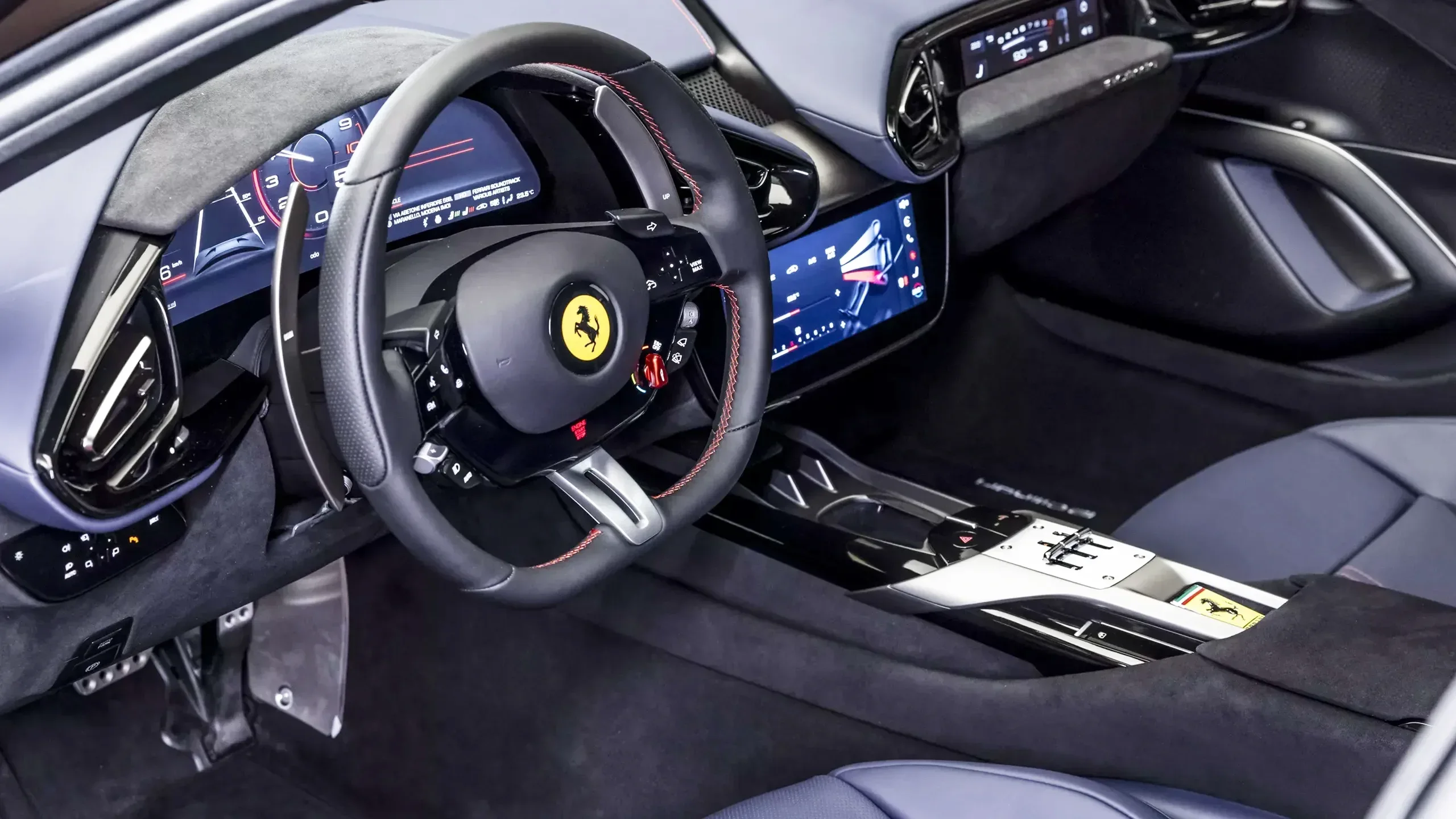 ferrari-12cilindri-manuel-sanzimanla-geri-donuyor featured image