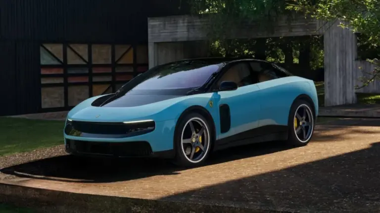 Ferrari Luce, Samsung Display, OLED ekran, elektrikli otomobil, otomotiv teknolojileri