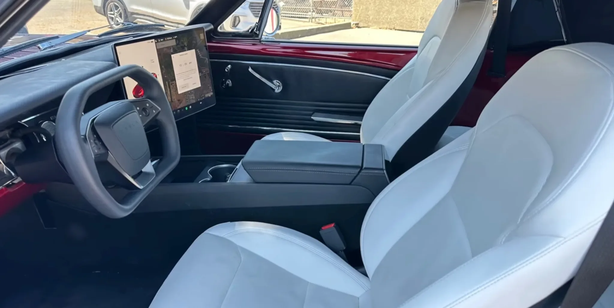 Tesla, Ford Mustang, elektrikli araç, FSD, otomobil dönüşümü