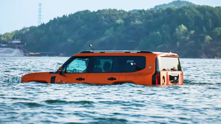 Jetour G700, Chery, amfibik SUV, elektrikli araç, otomobil teknolojileri
