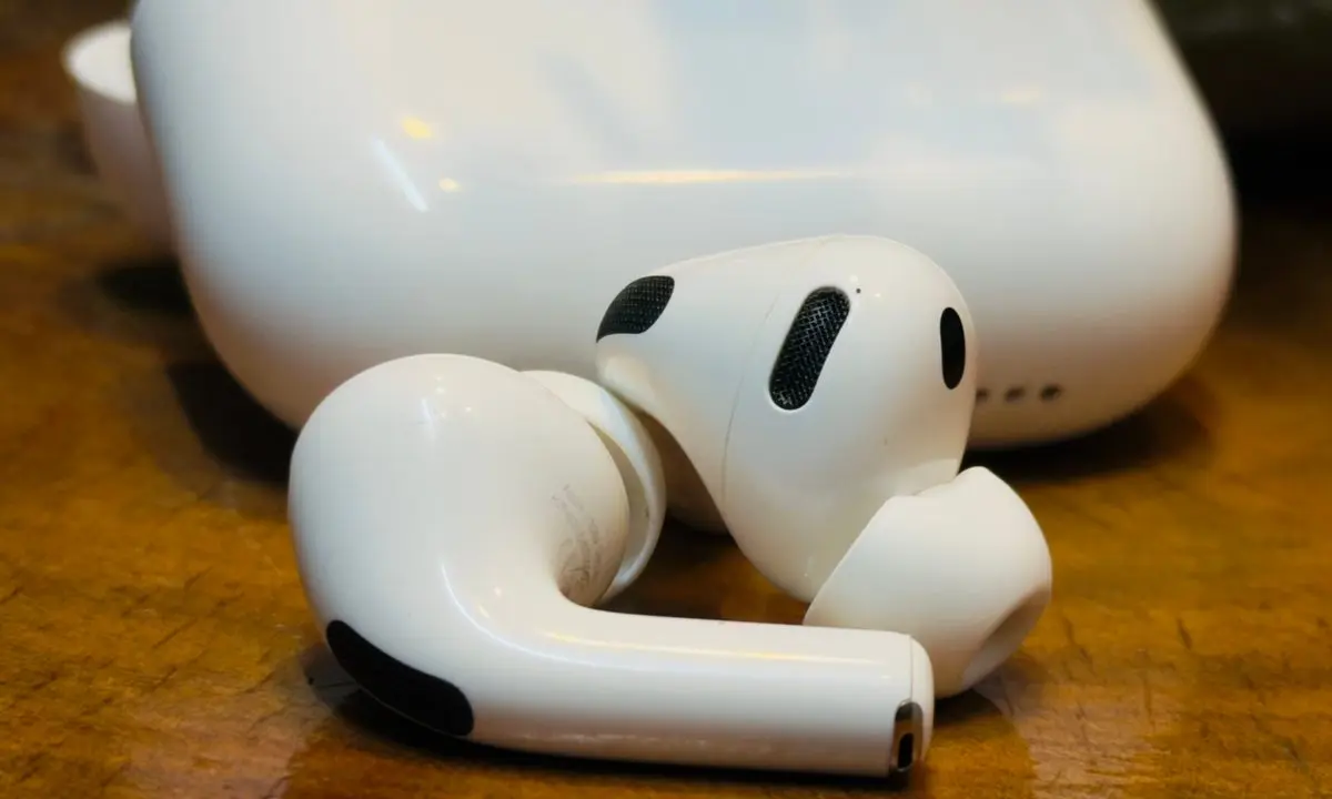 AirPods